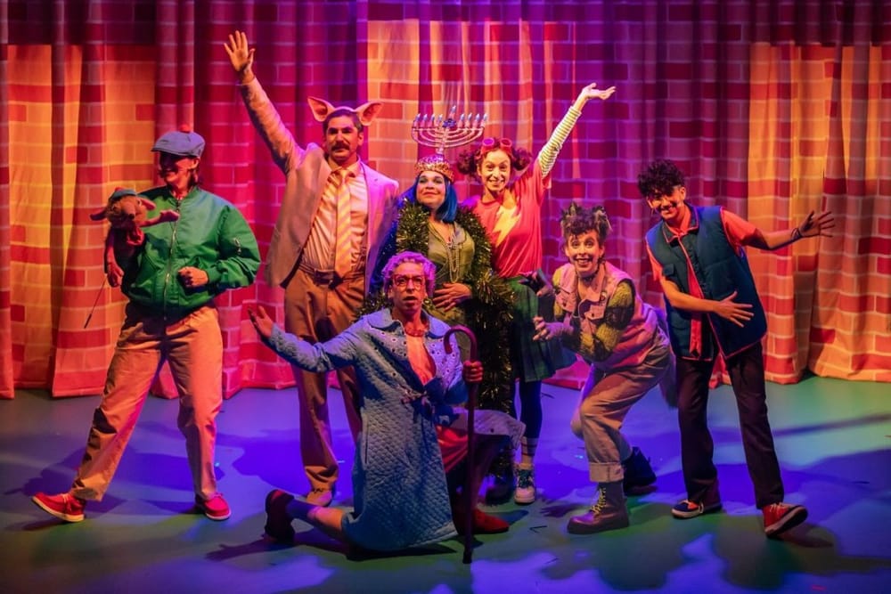 How to write a diasporist panto